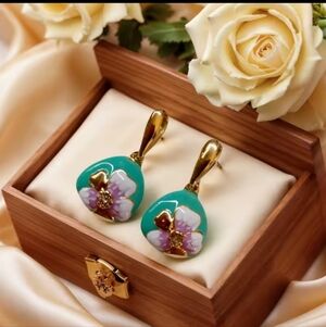 Bohemian ethnic style colorful flower pendant earrings